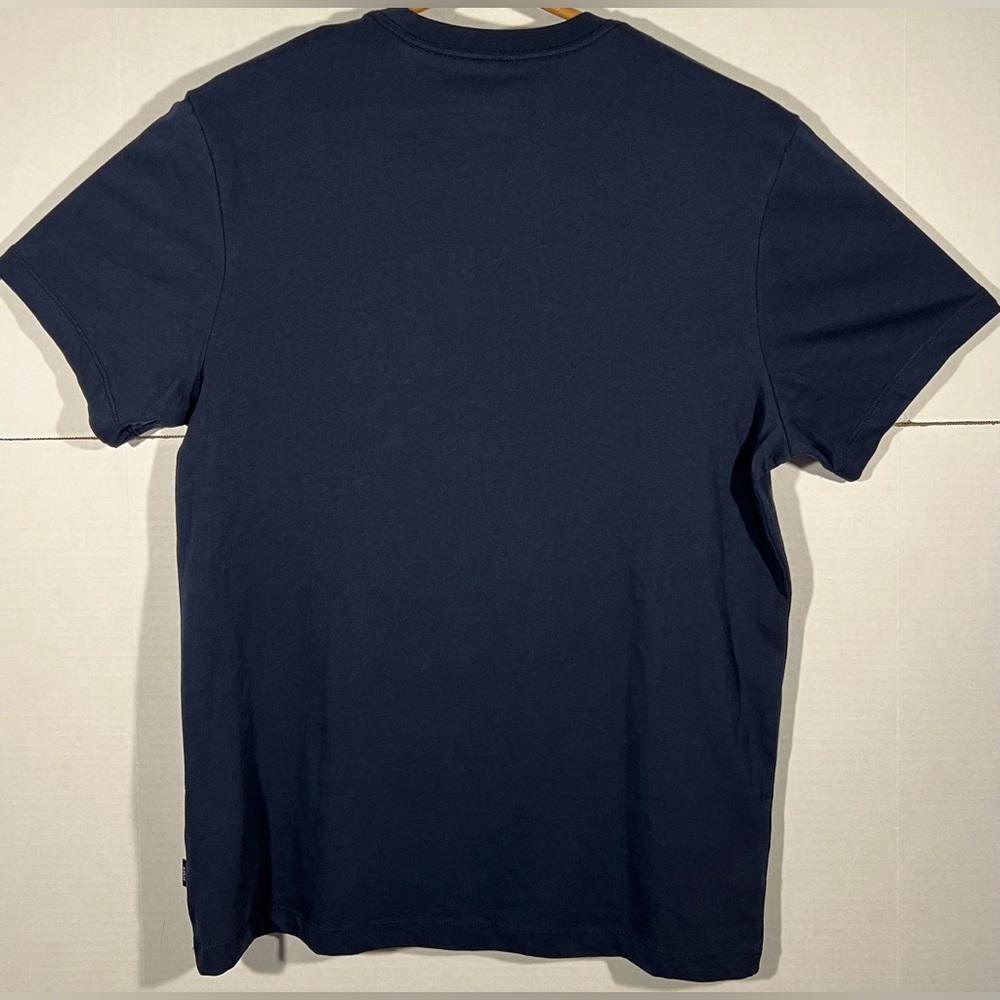 NEW J Crew Christmas T-Shirt Sz Medium Navy Golden Retriever Antlers Graphic Tee - Picture 4 of 12